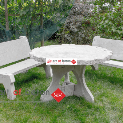 kleiner Gartentisch, 76cm hoch, kleine Baumscheibe
